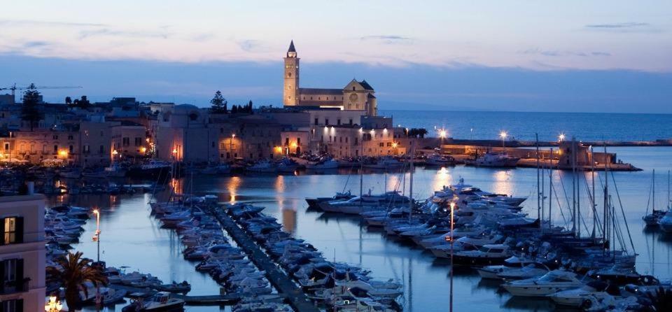 Affittacamere La Cattedrale Sul Mare 特拉尼 外观 照片
